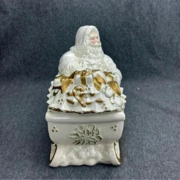 White & Gold Trim Ceramic Santa in Sleigh Cookie Jar World Bazaar's Inc. Xmas - Picture 3 of 10
